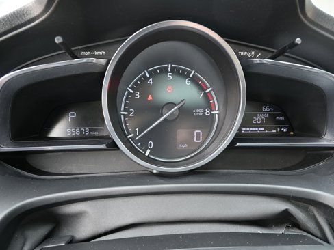 Used 2017 MAZDA MAZDA3 Grand Touring image 22