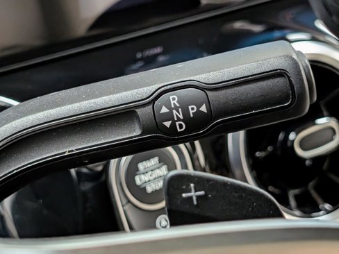 Used 2022 Mercedes-Benz GLA 250 4MATIC w/ Premium Package image 26