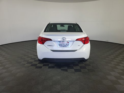 Used 2018 Toyota Corolla SE image 5