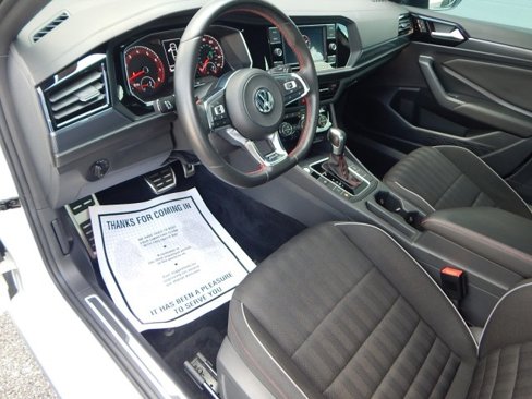 Used 2020 Volkswagen Jetta GLI image 12