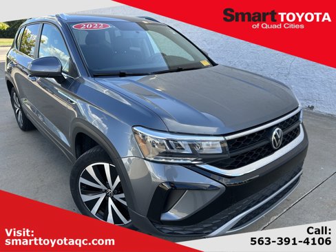 Used 2022 Volkswagen Taos SE image 1