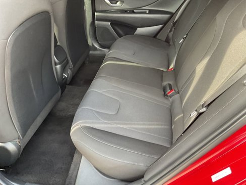 Used 2024 Hyundai Elantra SE image 19
