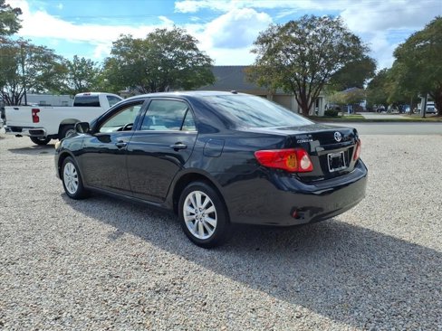 Used 2010 Toyota Corolla XLE image 5