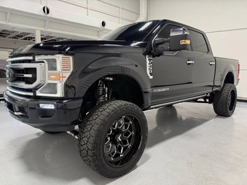 Used 2022 Ford F250 Platinum w/ FX4 Off-Road Package image 3