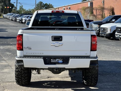 Used 2018 Chevrolet Silverado 1500 LT w/ All Star Edition image 4