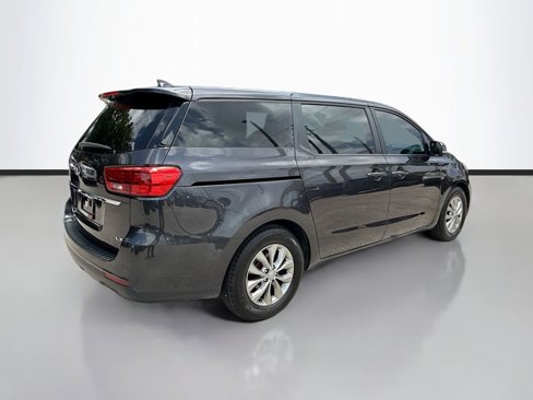 Used 2020 Kia Sedona LX image 8