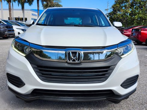 Certified 2021 Honda HR-V LX image 2