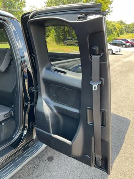 Used 2017 Toyota Tacoma TRD Sport image 34