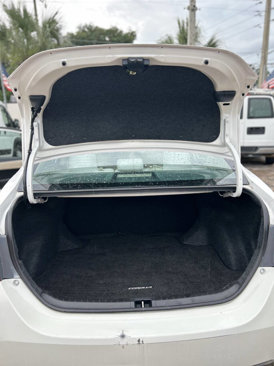 Used 2014 Toyota Corolla LE image 7