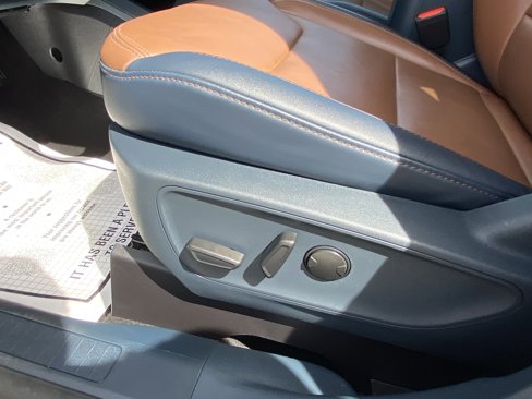 Certified 2022 Ford Maverick Lariat w/ Lariat Luxury Package image 16