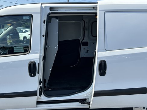 Used 2021 RAM ProMaster City Tradesman SLT image 23