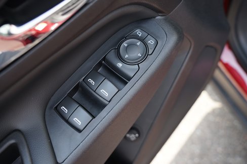 Used 2020 Chevrolet Equinox LT image 16