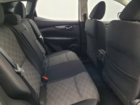 Used 2018 Nissan Rogue Sport SV image 19