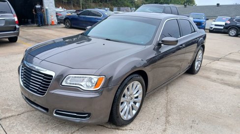 Used 2014 Chrysler 300 S image 3