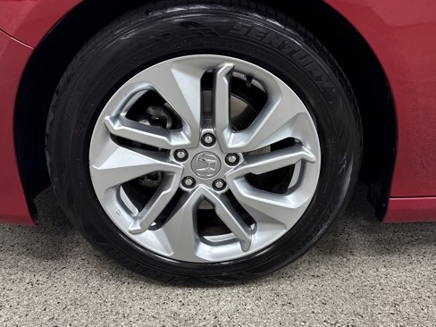 Used 2019 Honda Accord LX image 2