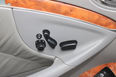 Used 2007 Mercedes-Benz CLK 350 Coupe image 13