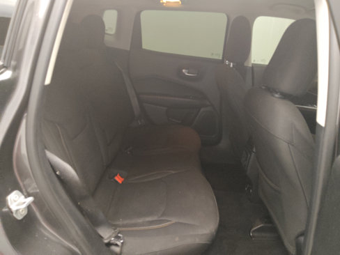 Used 2018 Jeep Compass Sport w/ Tech Group image 19
