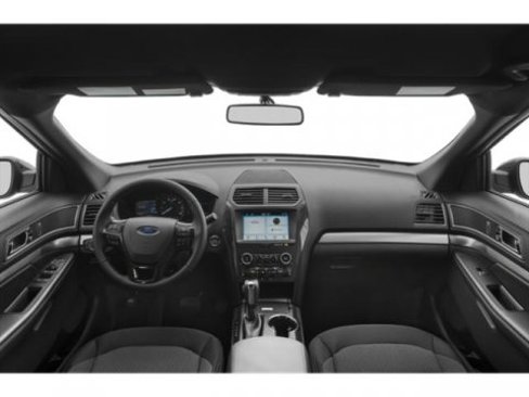 Used 2018 Ford Explorer XLT w/ Equipment Group 202A image 11