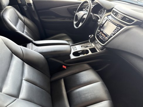 Used 2023 Nissan Murano SV image 13