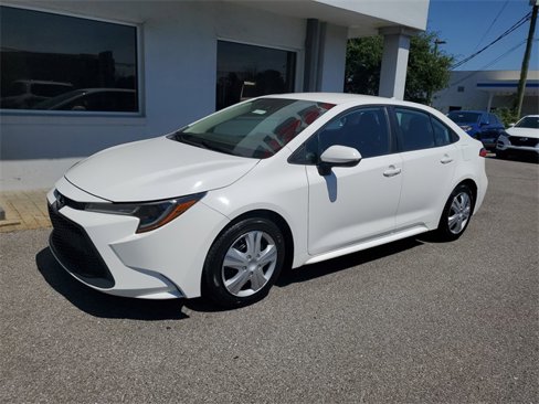 Used 2021 Toyota Corolla LE image 11