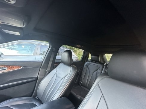 Used 2017 Lincoln MKX Reserve image 8