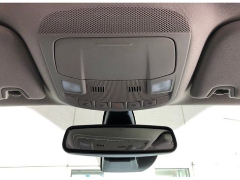 Used 2020 Ford Fusion SE image 12