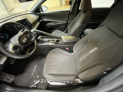 Used 2025 Hyundai Elantra Sport w/ Cargo Package image 21