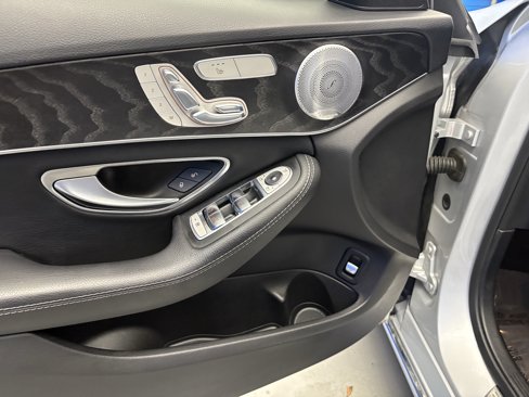 Used 2016 Mercedes-Benz C 300 Sedan image 10