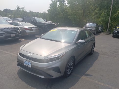 Used 2022 Kia Forte LXS w/ LXS Technology Package image 7