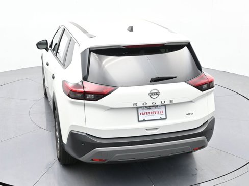 Used 2023 Nissan Rogue S image 29