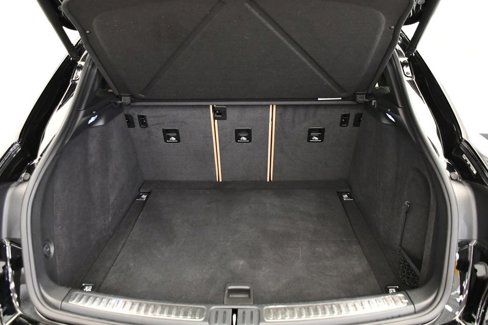 Certified 2023 Porsche Macan image 56