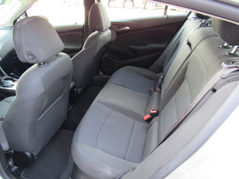Used 2017 Chevrolet Cruze LT w/ Sun And Sound Package image 31