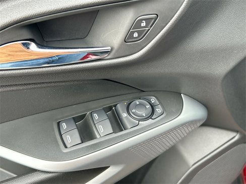 New 2025 Chevrolet Trax RS w/ Driver Confidence Package image 21