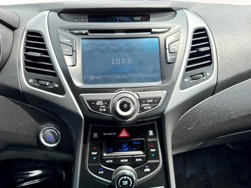 Used 2014 Hyundai Elantra Limited w/ Option Group 03 image 22