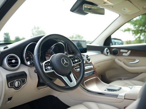 Certified 2022 Mercedes-Benz GLC 300 4MATIC w/ Premium Package Lite image 41