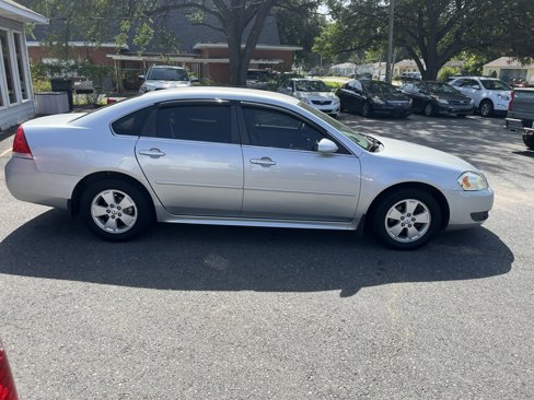 Used 2011 Chevrolet Impala LT image 7