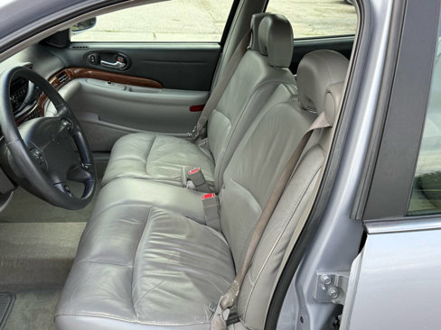 Used 2004 Buick Le Sabre Custom image 17
