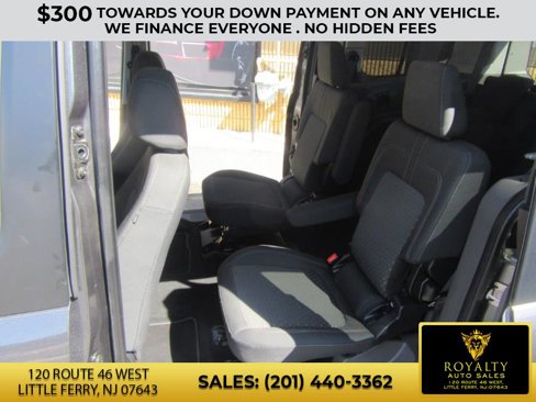 Used 2020 Ford Transit Connect XLT image 18