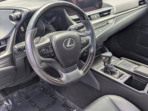 Used 2021 Lexus ES 300h w/ Premium Package image 9