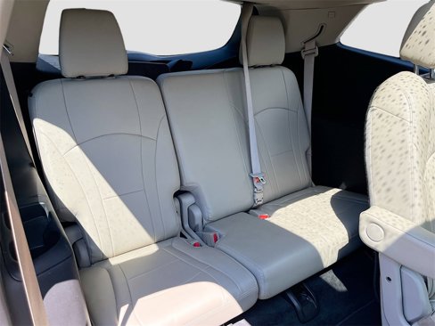 Used 2019 Buick Enclave Essence image 31