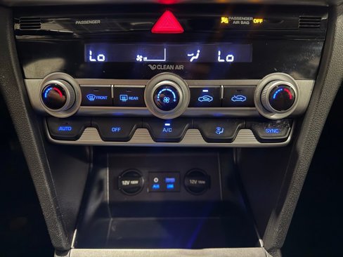 Used 2020 Hyundai Elantra SEL w/ Cargo Package (C1) image 24