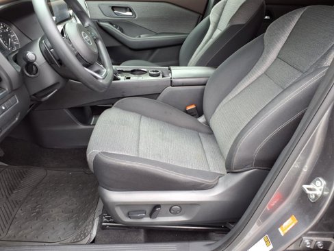 Used 2021 Nissan Rogue SV image 15