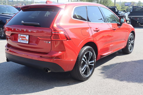 Used 2020 Volvo XC60 T5 Momentum image 7