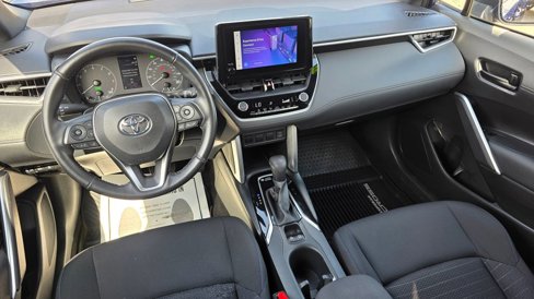 Used 2023 Toyota Corolla Cross SE image 25