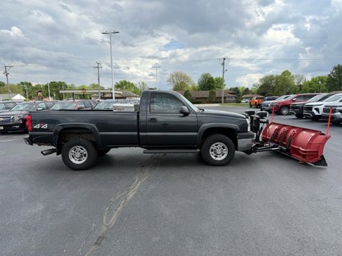 Used 2004 Chevrolet Silverado 2500 LS w/ Heavy-Duty Power Package image 7