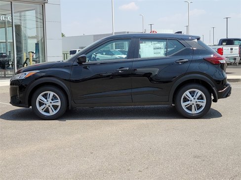 New 2024 Nissan Kicks S image 6