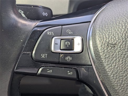Used 2019 Volkswagen Atlas SEL R-Line image 24