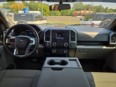 Used 2017 Ford F150 XLT image 17