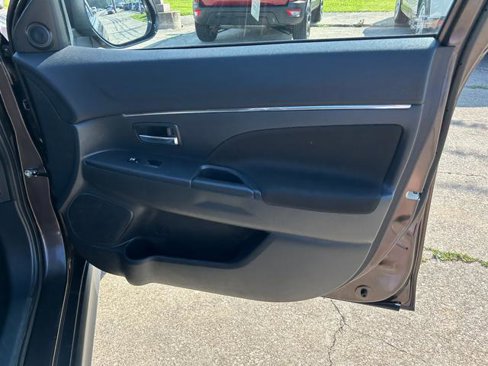 Used 2021 Mitsubishi Outlander Sport ES image 22