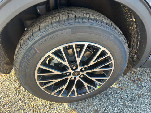 New 2025 Ford Escape SE image 19